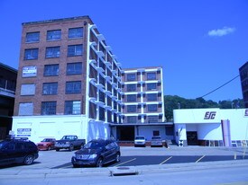 1206 Smith St, Charleston WV - Warehouse