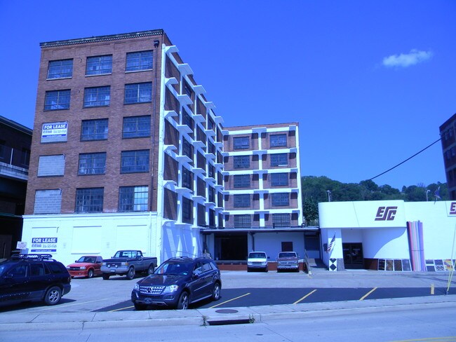 Plus de détails pour 1206 Smith St, Charleston, WV - Bureau/Commerce de détail, Industriel à louer