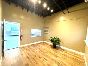 2560-2590 Lafayette St, Santa Clara, CA à louer Photo intérieure- Image 1 de 14