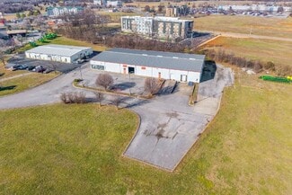 Plus de détails pour 437 Alfred Thun Rd, Clarksville, TN - Industriel à louer