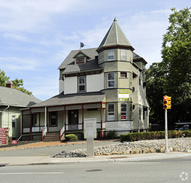 20 Northfield Ave, West Orange, NJ for sale - Primary Photo - Image 1 of 1