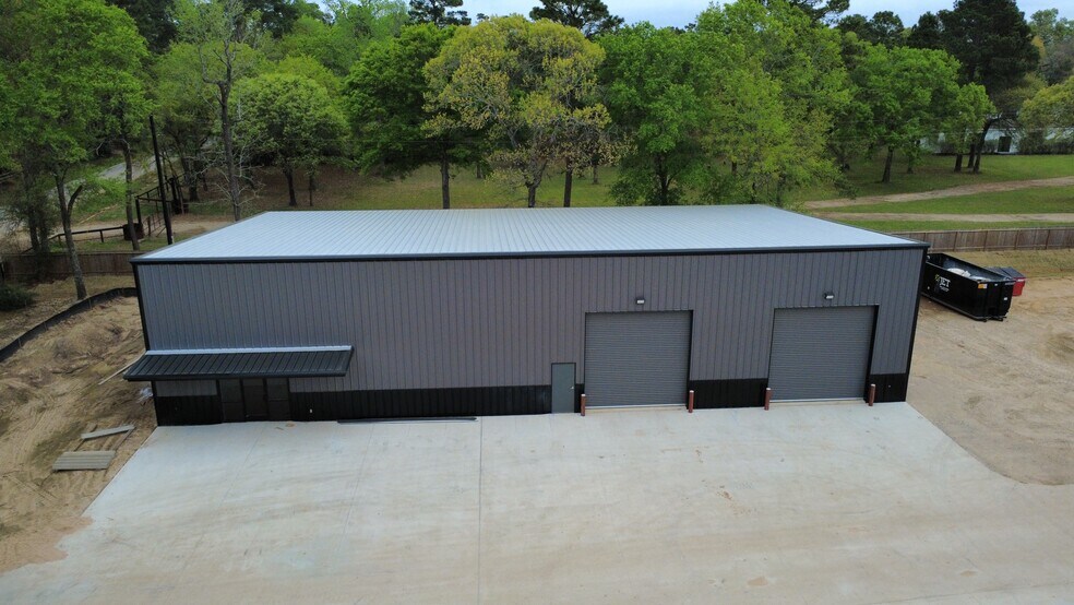 7781 Adoue Rd, Montgomery, TX à louer - Photo du bâtiment - Image 3 de 6