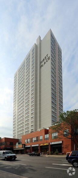 360 King St E, Hamilton, ON à louer - Photo du bâtiment - Image 3 de 7