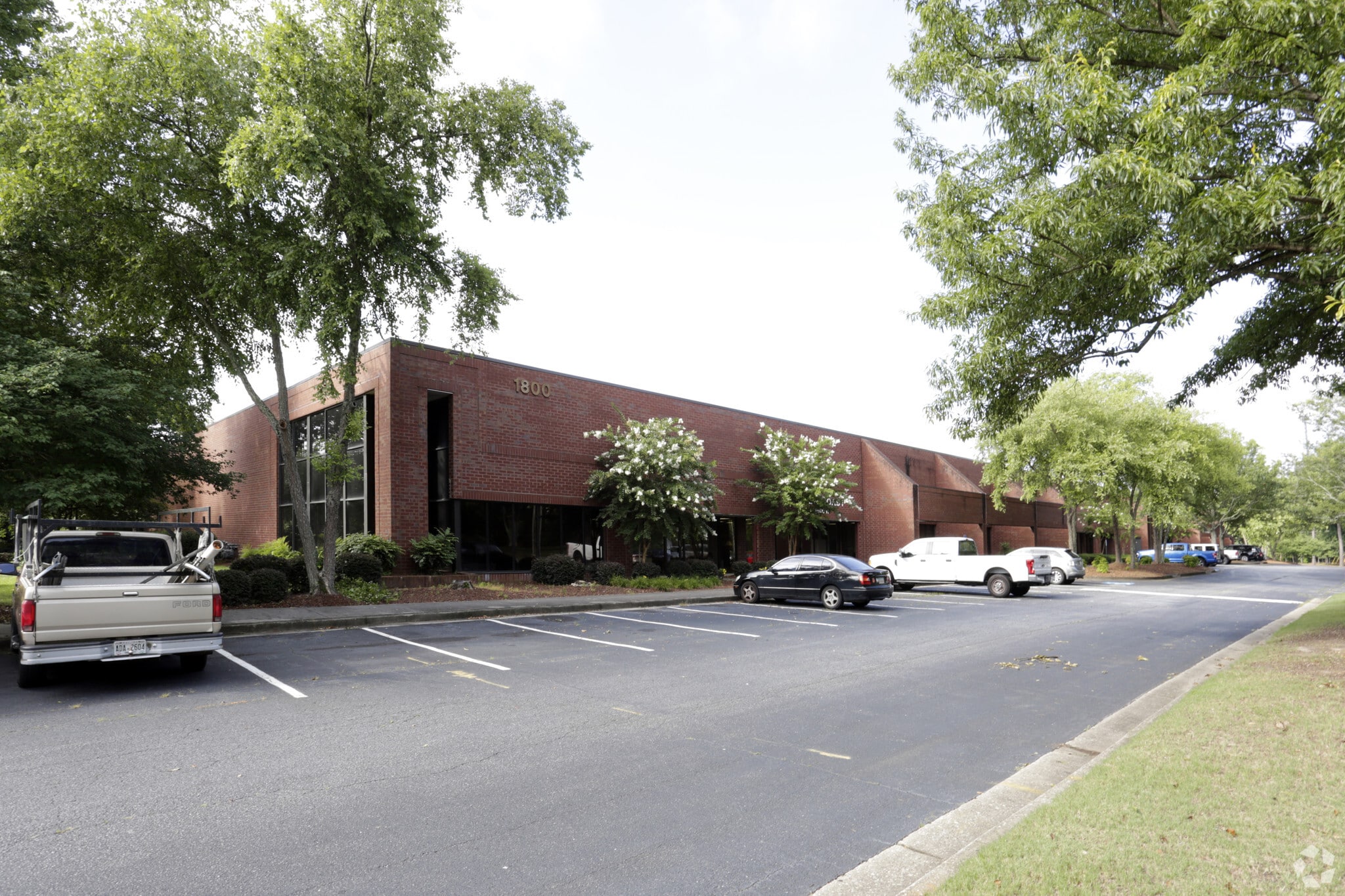 1800 MacLeod Dr, Lawrenceville, GA for lease Primary Photo- Image 1 of 6