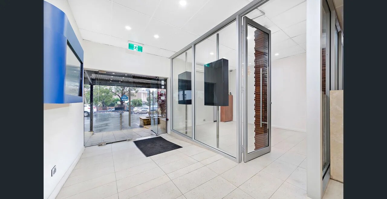 185-187 Marion St, Leichhardt à louer Hall d’entrée- Image 1 de 4