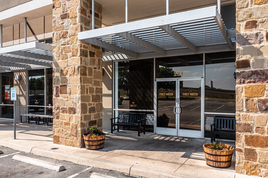 8603 Highway 151, San Antonio, TX à louer - Photo du bâtiment - Image 2 de 9