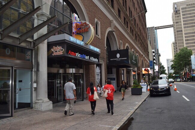 Plus de détails pour 200 Peachtree St NW, Atlanta, GA - Bureau à vendre