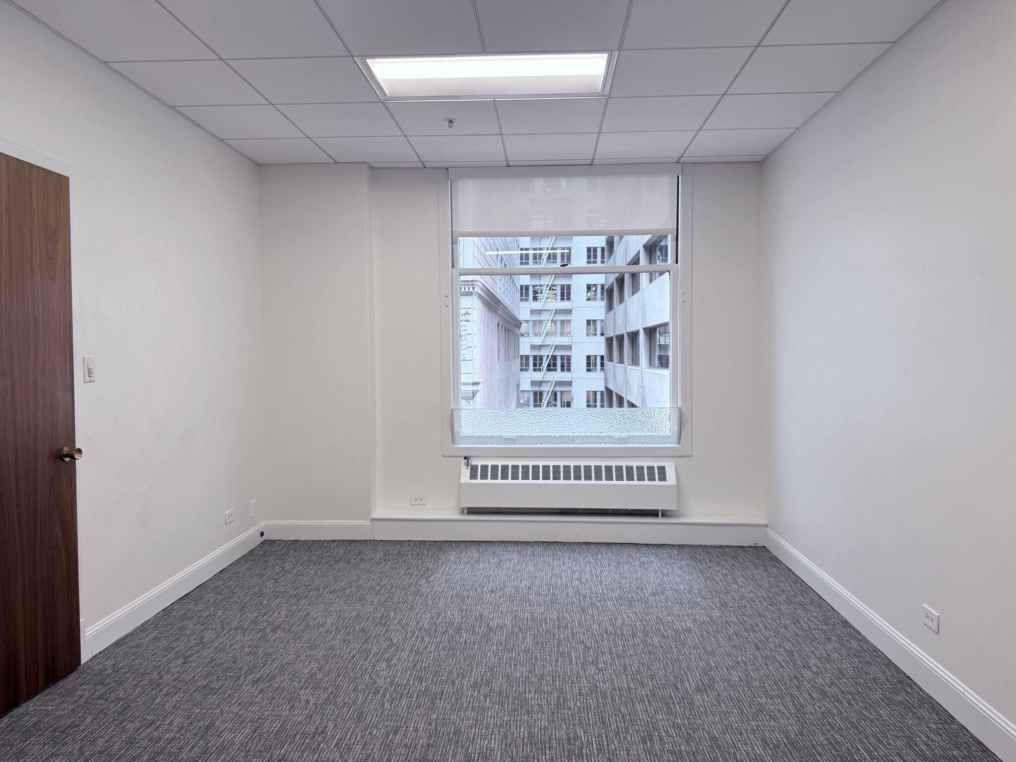 220 Montgomery St, San Francisco, CA for lease Interior Photo- Image 1 of 5