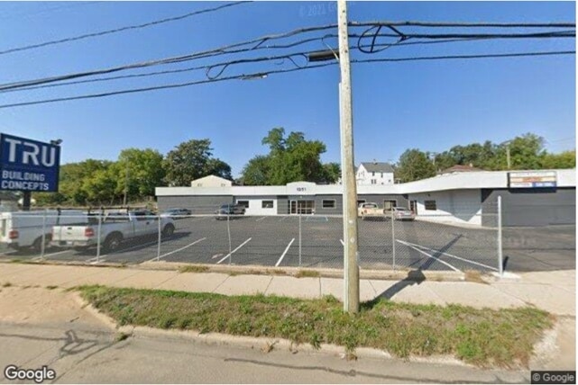 1251 Century Ave SW, Grand Rapids, MI for lease - Building Photo - Image 2 of 3