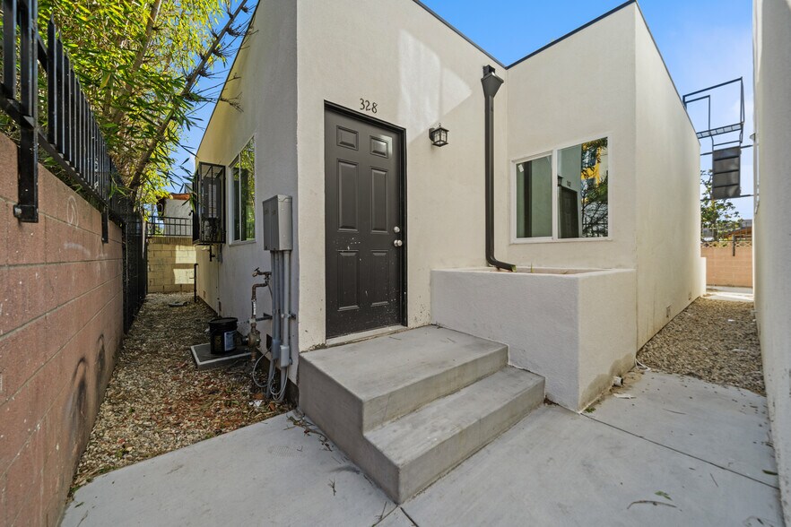 324 W 51st St, Los Angeles, CA à vendre - Photo du bâtiment - Image 3 de 19
