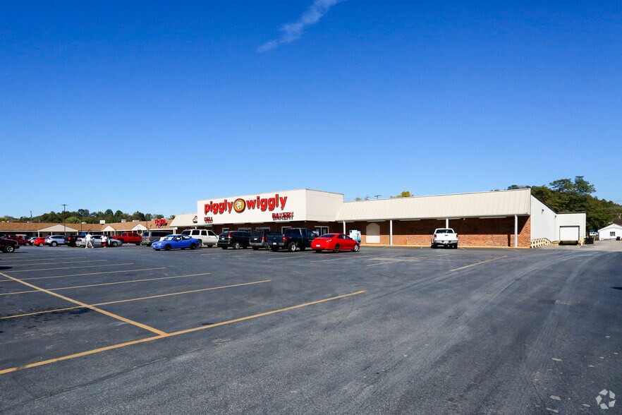 2-20 Perry Morris Sq, Milton, WV à louer - Photo du bâtiment - Image 3 de 12