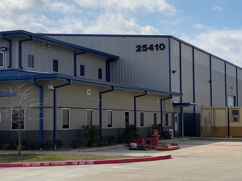 25410 Clay Rd, Katy, TX for lease - Building Photo - Image 2 of 6