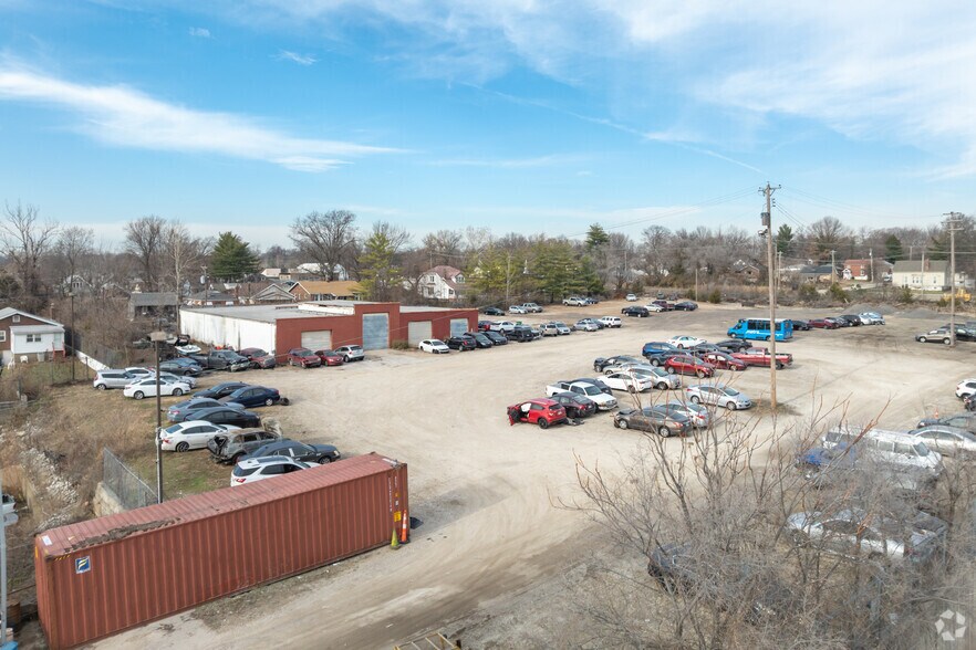 6401-6425 W Florissant Rd, Saint Louis, MO à louer - Photo du bâtiment - Image 3 de 5
