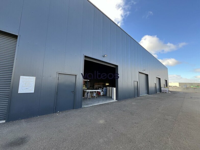 Flex dans Colomiers à louer - Photo du bâtiment - Image 2 de 6