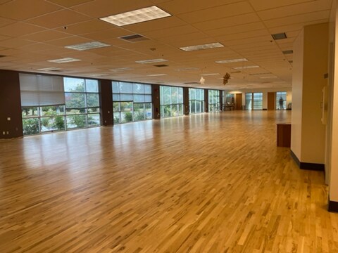 19545 NW Von Neumann Dr, Beaverton, OR à louer - Photo intérieure - Image 3 de 8