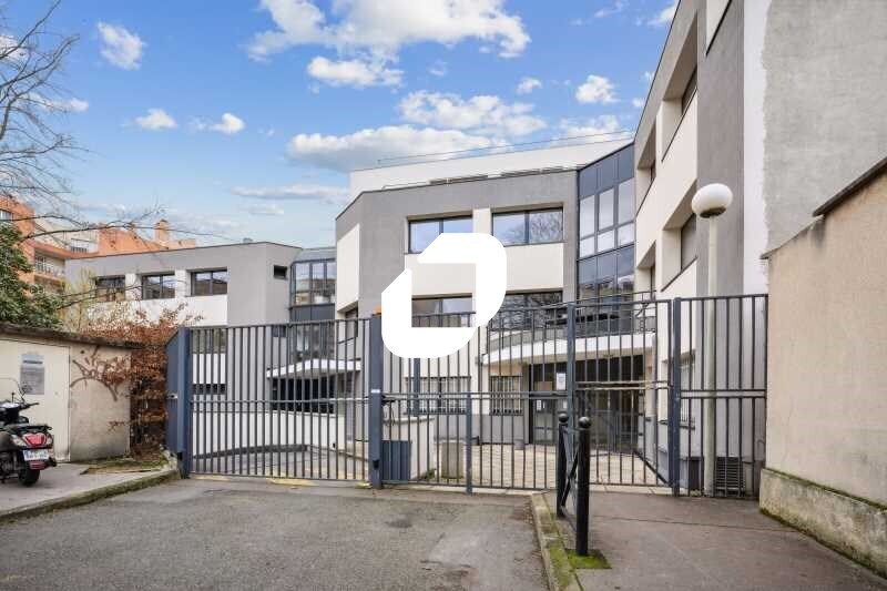 Bureau dans Clichy à vendre - Photo du bâtiment - Image 2 de 9