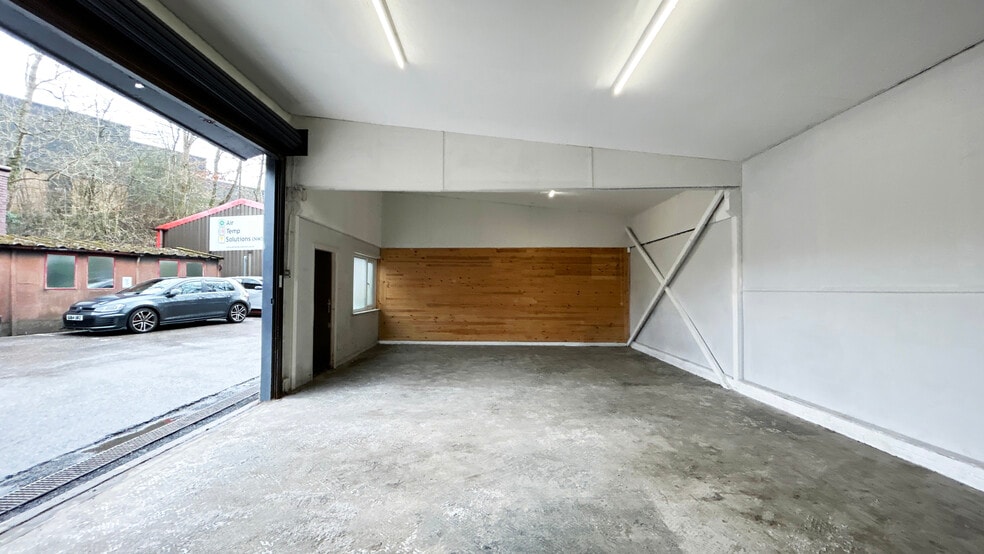 Wilmslow Rd, Wilmslow for lease - Building Photo - Image 2 of 2