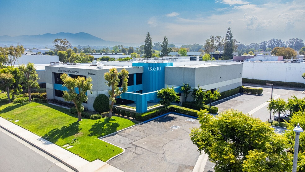 5 Vanderbilt, Irvine, CA for sale - Building Photo - Image 3 of 9