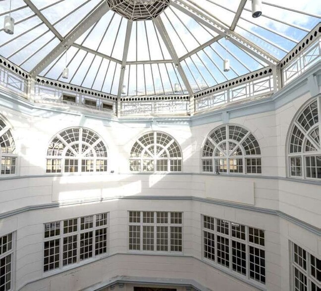17-19 Park Sq E, London for sale - Building Photo - Image 3 of 7
