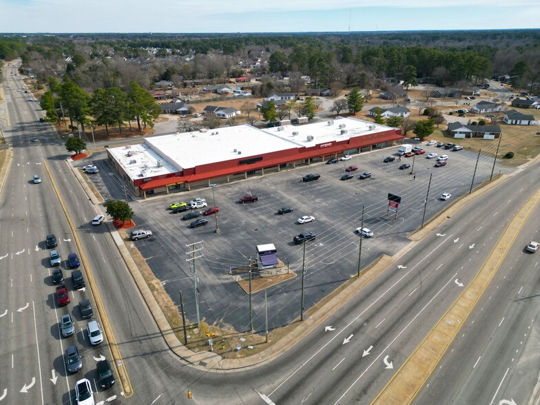 101 S Reilly Rd, Fayetteville, NC for sale - Building Photo - Image 2 of 4