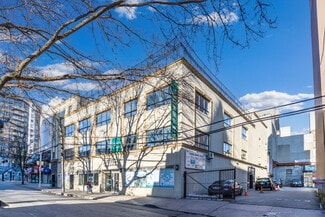 Plus de détails pour 135-21-135-27 38th Ave, Flushing, NY - Bureau à louer