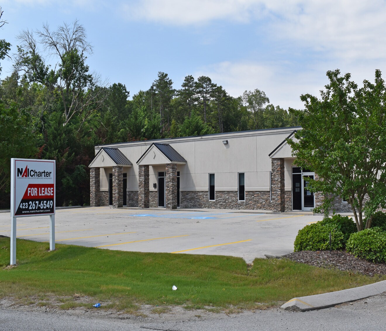 4728 Adams Rd, Hixson, TN à louer Photo du bâtiment- Image 1 de 8
