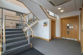 Turnberry Park Rd, Morley à louer Photo intérieure- Image 1 de 3