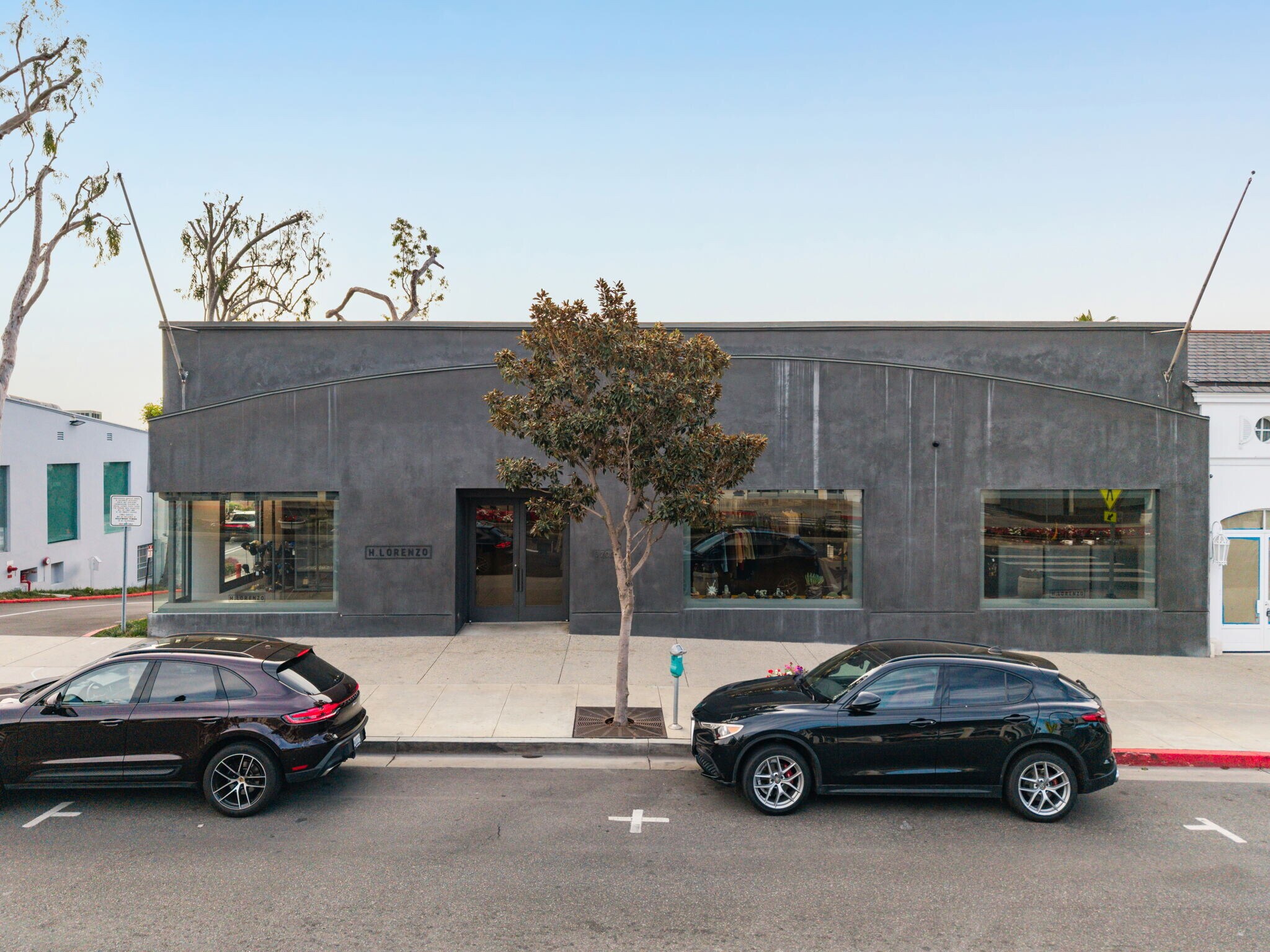 8700 W Sunset Blvd, West Hollywood, CA à louer Photo du bâtiment- Image 1 de 17