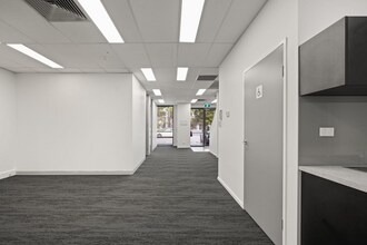 475 Blackburn Road, Mount Waverley for lease Interior Photo- Image 2 of 3