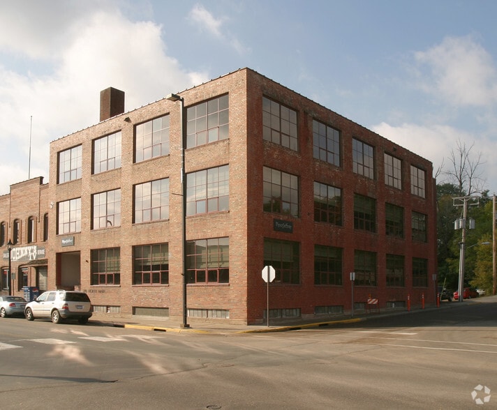 270 N Main St, Stillwater, MN for lease - Building Photo - Image 2 of 3