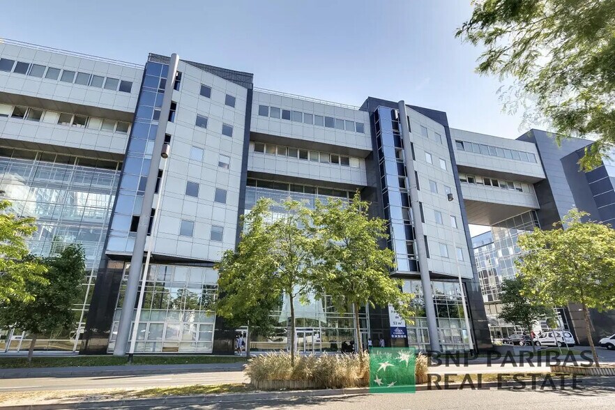 Bureau dans Cergy à louer - Photo du bâtiment - Image 1 de 28