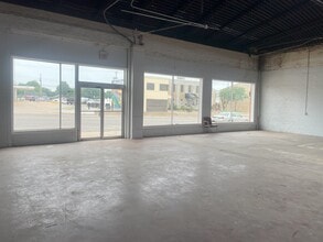 517-519 W Main St, Yukon, OK for lease Interior Photo- Image 2 of 8