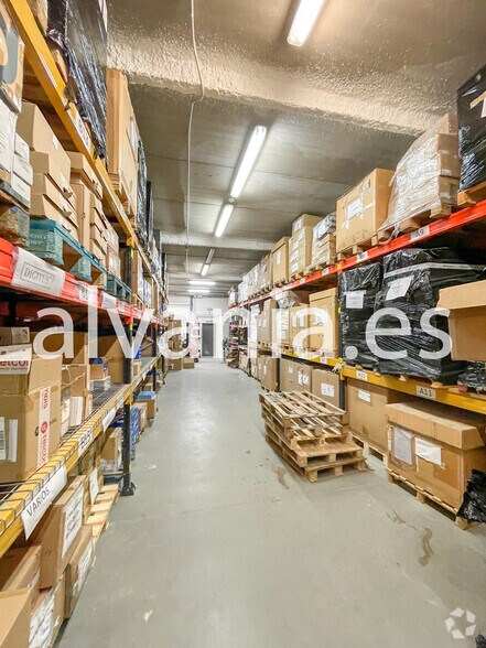 Industrial in Leganés, Madrid for sale - Building Photo - Image 3 of 12