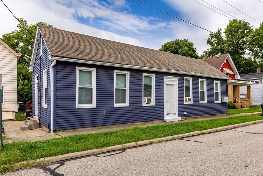 7508 Elizabeth St, Cincinnati, OH à vendre - Photo du bâtiment - Image 3 de 26