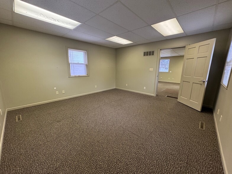 51024 Portage Rd, South Bend, IN for sale - Building Photo - Image 3 of 16