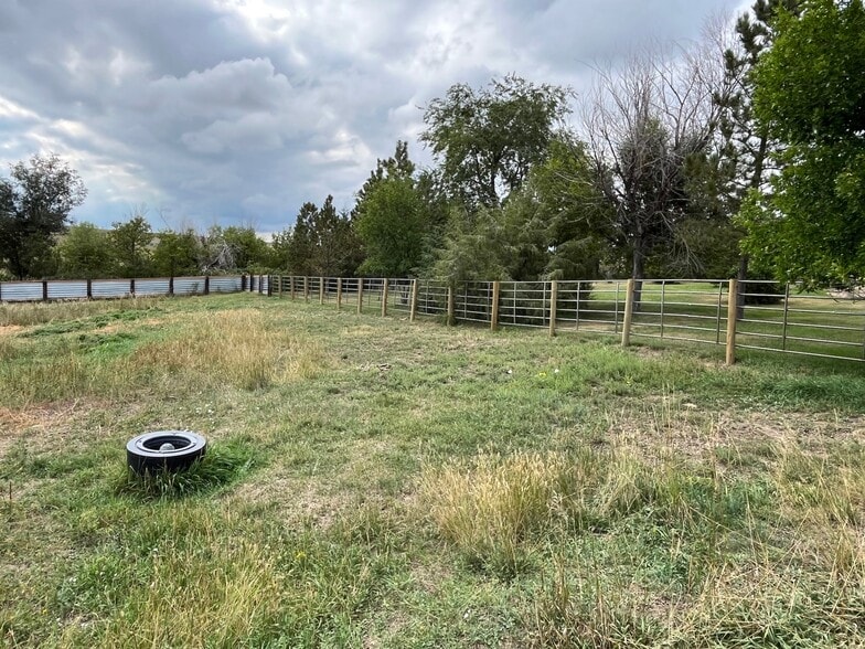 19908 Bear Butte Rd, Whitewood, SD à vendre - Photo du bâtiment - Image 2 de 27