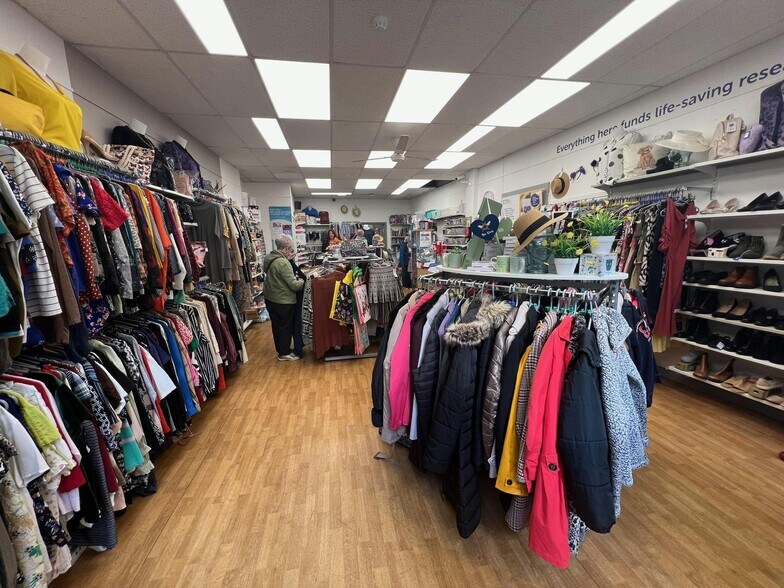 19-20 Ironmarket, Newcastle Under Lyme à vendre - Photo intérieure - Image 2 de 11