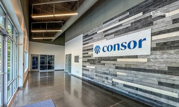 510 Airport Rd, Greenville, SC for lease Lobby- Image 2 of 12