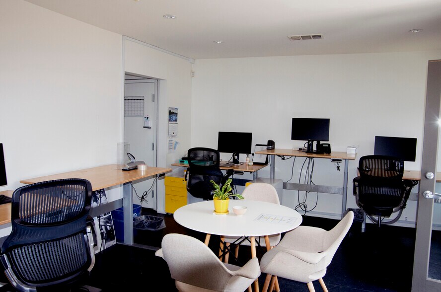 12906 Venice Blvd, Los Angeles, CA à louer - Photo intérieure - Image 3 de 23