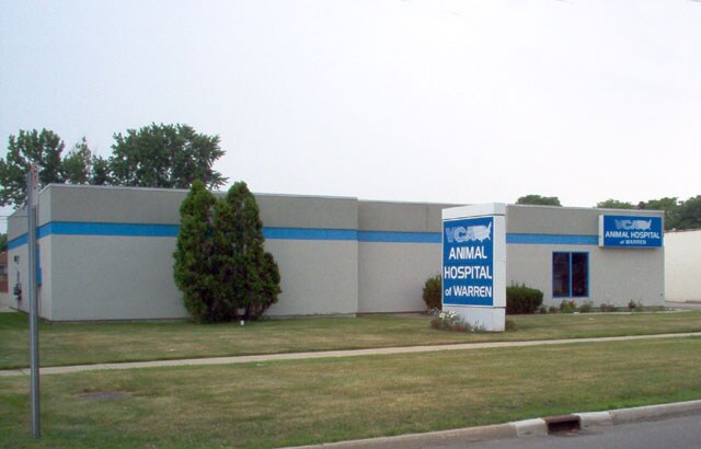 2870 14 Mile Rd, Warren, MI à vendre - Photo du bâtiment - Image 2 de 7