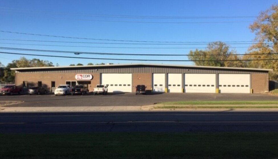 466 E Brighton Ave, Syracuse, NY à vendre - Photo du bâtiment - Image 2 de 20