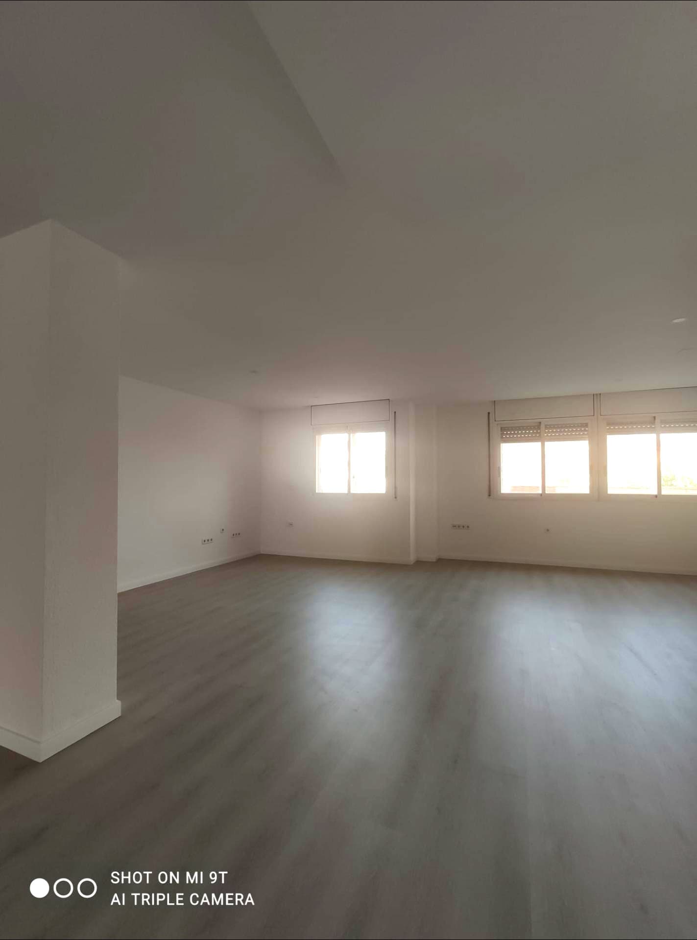 Office in Martorell, Barcelona for lease Interior Photo- Image 1 of 9