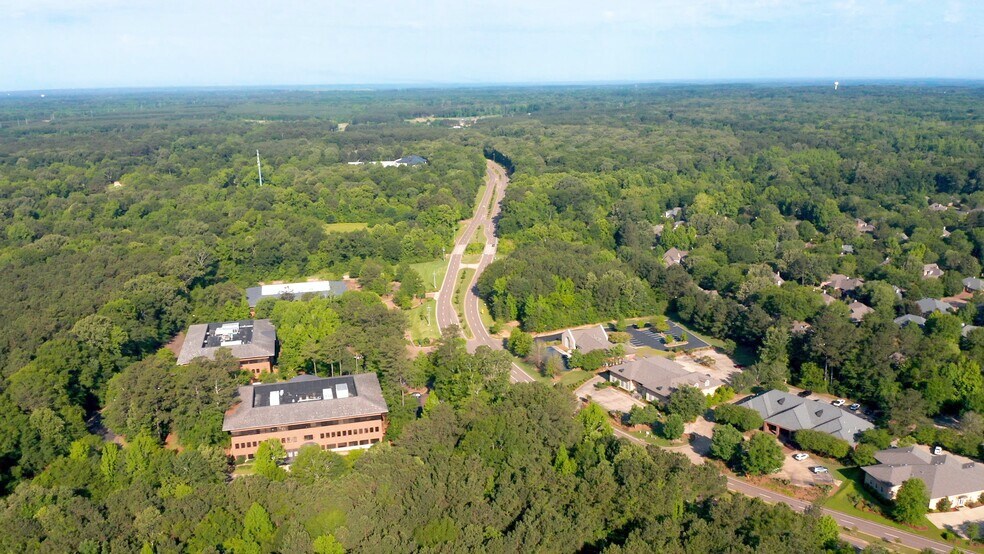 560 Highland Colony Pkwy, Ridgeland, MS à vendre - Photo principale - Image 1 de 9
