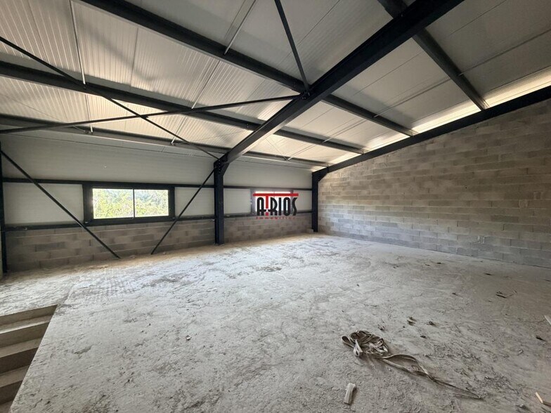 Flex in Tourves for sale - Building Photo - Image 3 of 9