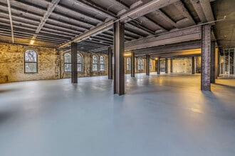 895 Central Ave, Saint Petersburg, FL à louer Photo du bâtiment- Image 2 de 8