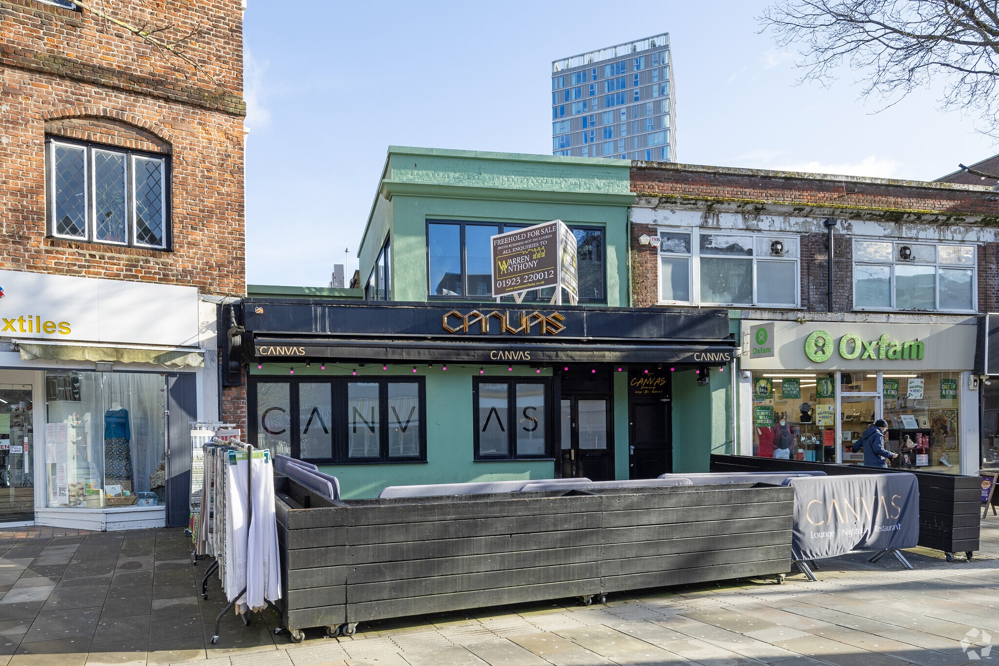 83-83A The Parade, Watford for sale Primary Photo- Image 1 of 3