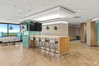 899 W Cypress Creek Rd, Fort Lauderdale, FL for lease Interior Photo- Image 2 of 8