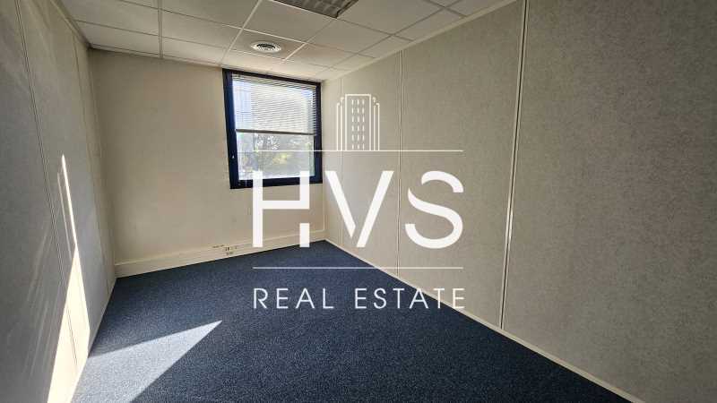 1 Rue Mahatma Gandhi, Aix-en-Provence for lease - Interior Photo - Image 2 of 6