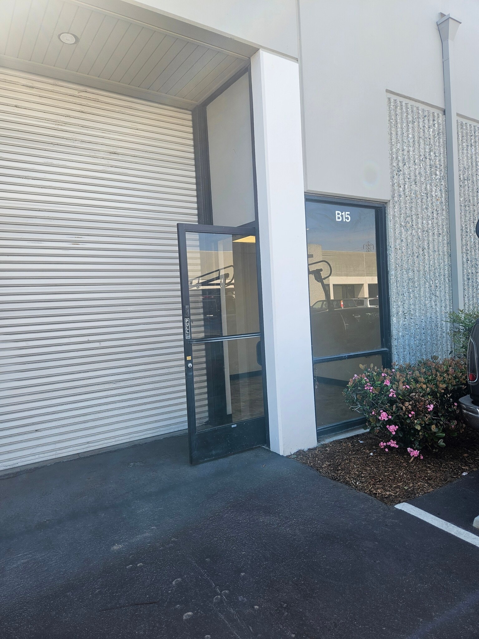14392 Hoover St, Westminster, CA for lease Interior Photo- Image 1 of 4