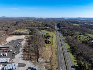 Plus de détails pour 60 Peoples Rd, Saugerties, NY - Commerce de détail à vendre